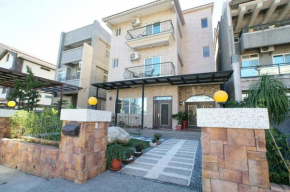  Kola Garden House  Тайдун